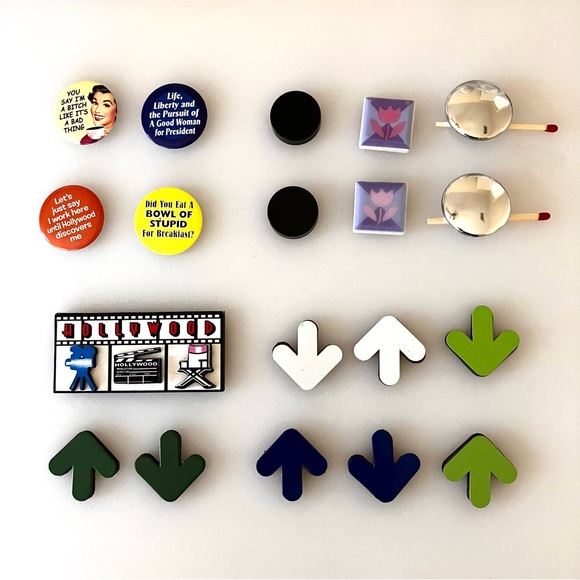 Lot of 19 Colorful Magnets - Picture 1 of 7